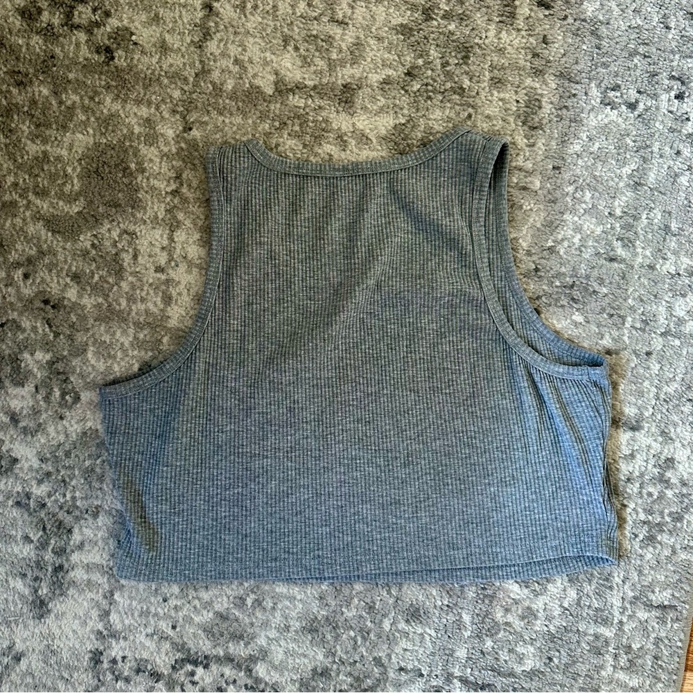 Shein Curve Ribbed Cropped Tank - Picture 3 of 3